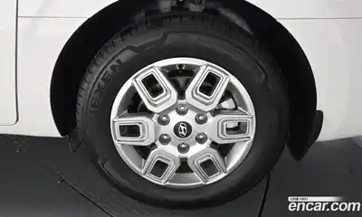 Hyundai Staria 2024 3.5 Автомат в Москве № 814782, миниатюра 4