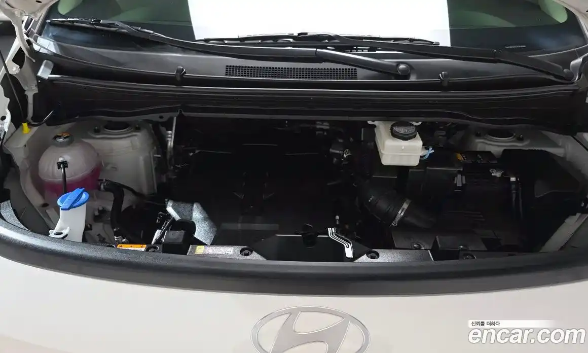 Hyundai Staria 2024 3.5 Автомат в Москве № 814782, фото 5