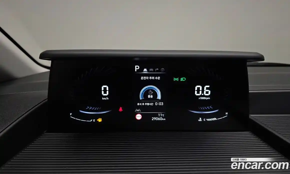 Hyundai Staria 2024 3.5 Автомат в Москве № 814782, фото 7