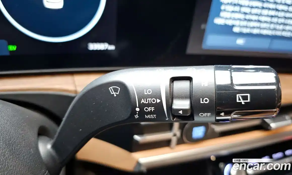 Hyundai Santa Fe 2024 1.6 Автомат в Москве № 815070, фото 17