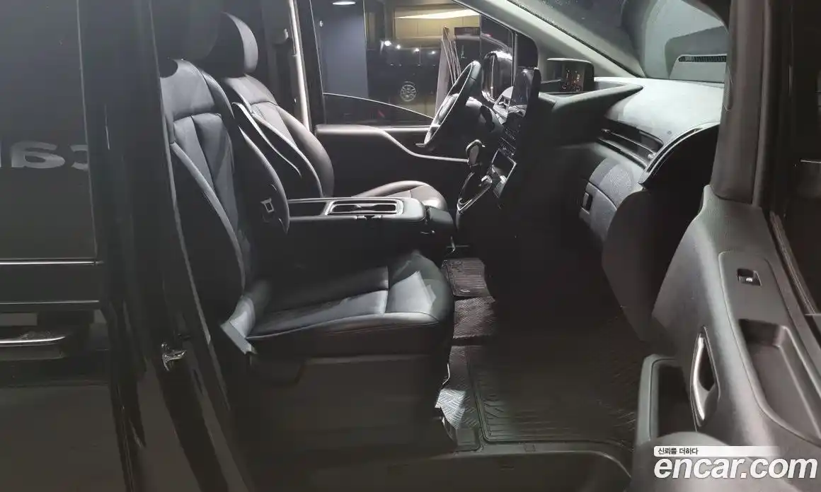 Hyundai Staria 2025 2.2 Автомат в Москве № 815107, фото 11