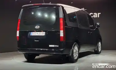 Hyundai Staria 2025 2.2 Автомат в Москве № 815107, миниатюра 2