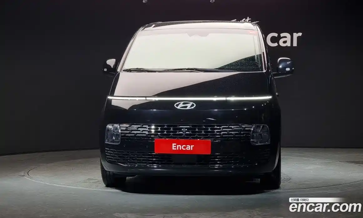 Hyundai Staria 2025 2.2 Автомат в Москве № 815107, фото 3