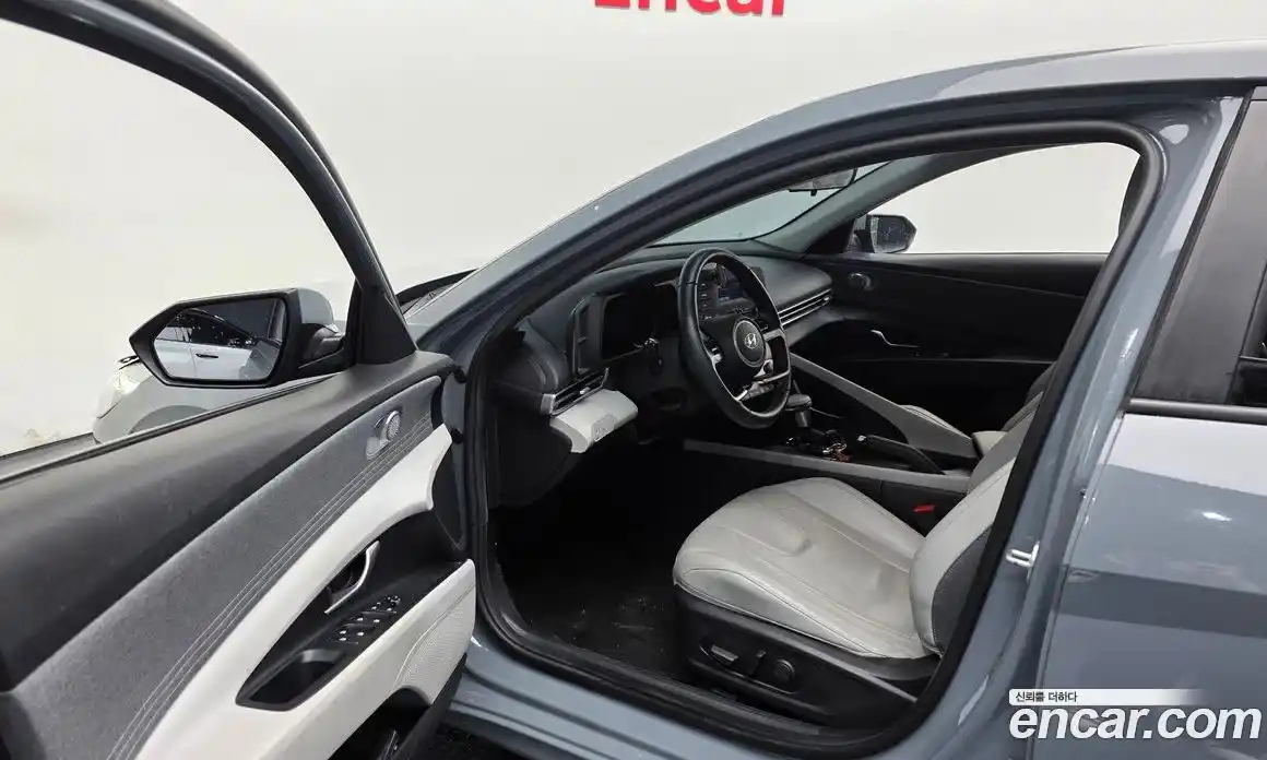 Hyundai Avante 2021 1.6 Автомат в Москве № 815224, фото 11