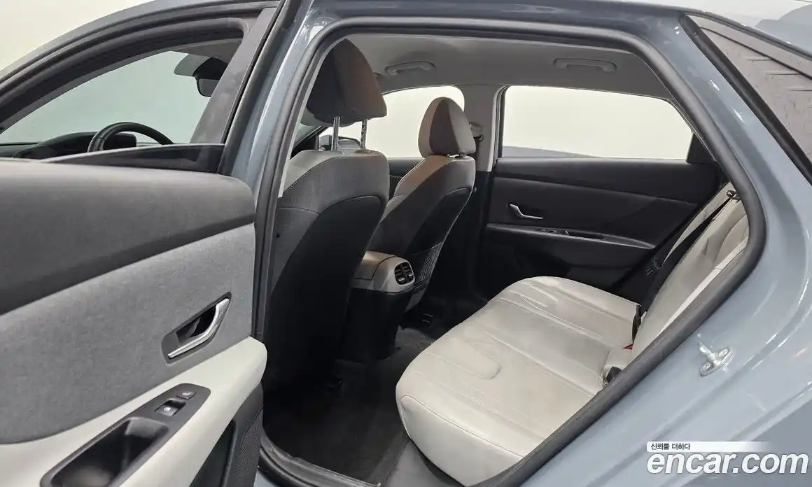 Hyundai Avante 2021 1.6 Автомат в Москве № 815224, фото 12