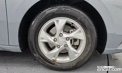 Hyundai Avante 2021 1.6 Автомат в Москве № 815224, миниатюра 5