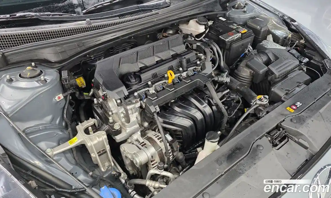 Hyundai Avante 2021 1.6 Автомат в Москве № 815224, фото 6