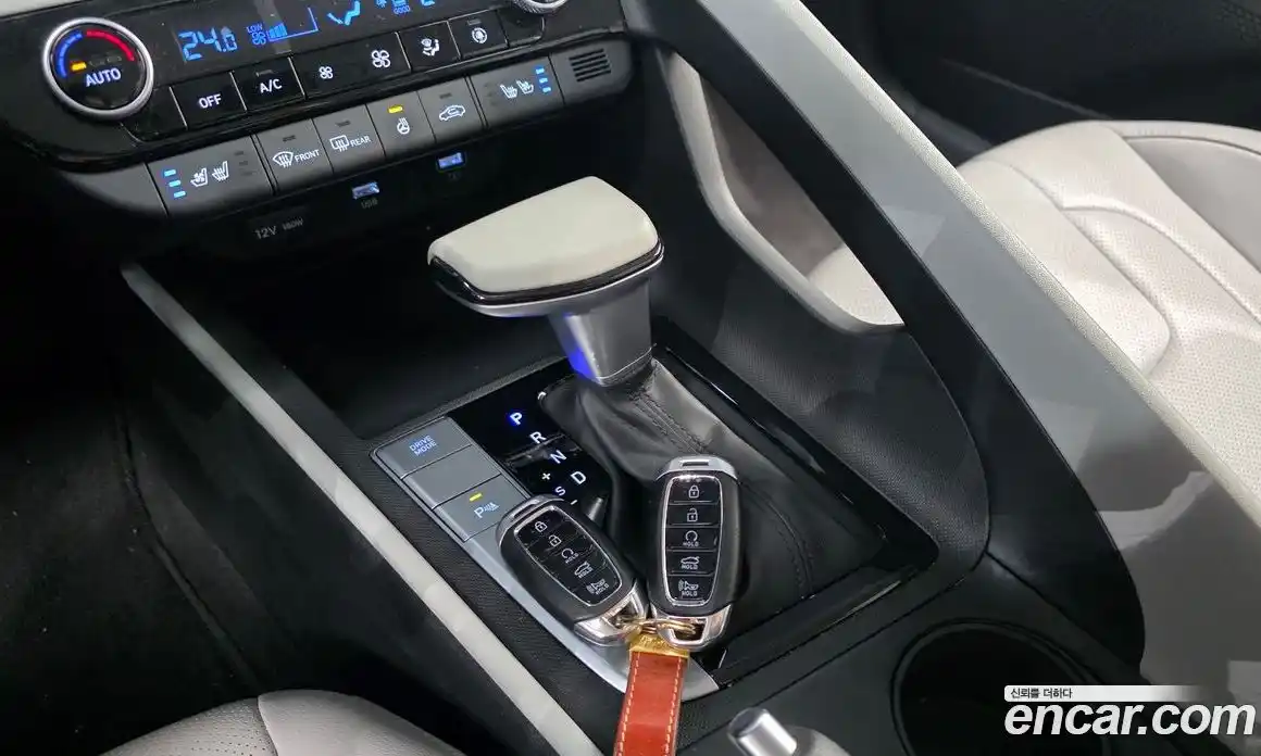 Hyundai Avante 2021 1.6 Автомат в Москве № 815224, фото 9