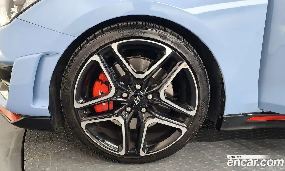 Hyundai Veloster 2020 2.0 Автомат в Москве № 815441, фото 4