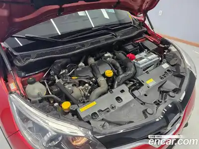 Renault QM3 2017 1.5 Автомат в Москве № 815668, миниатюра 6