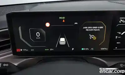 Kia EV9 2024 0.2 Автомат в Москве № 815842, миниатюра 8