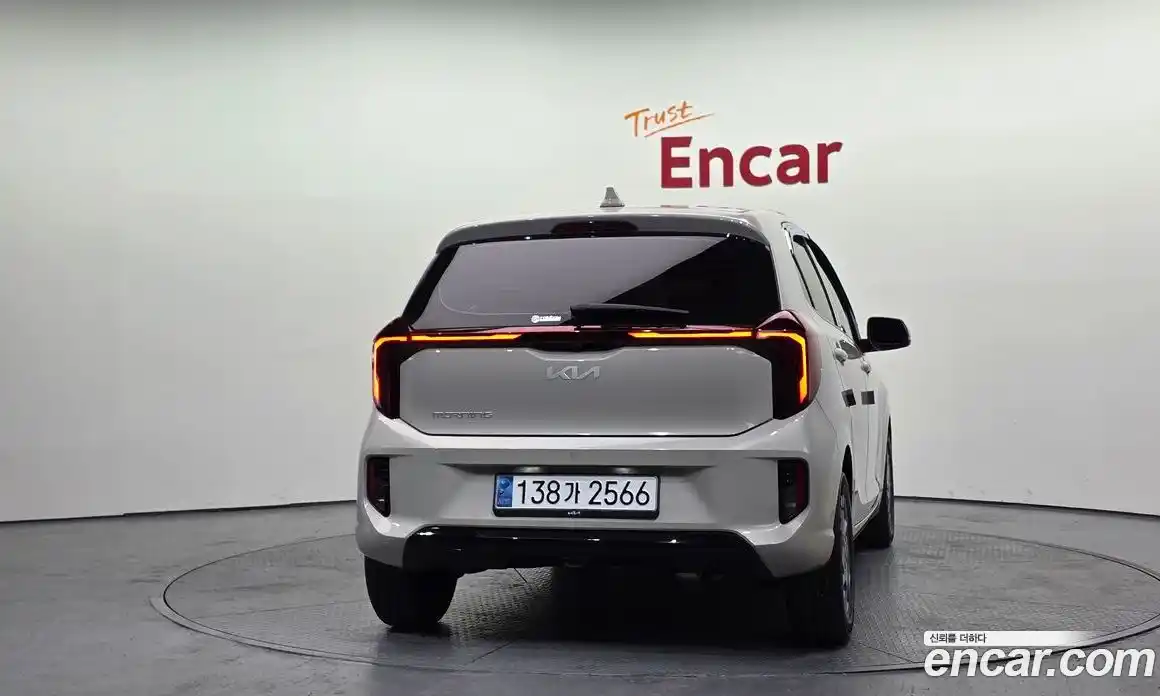 Kia Morning 2024 1.0 Автомат в Москве № 815961, фото 4