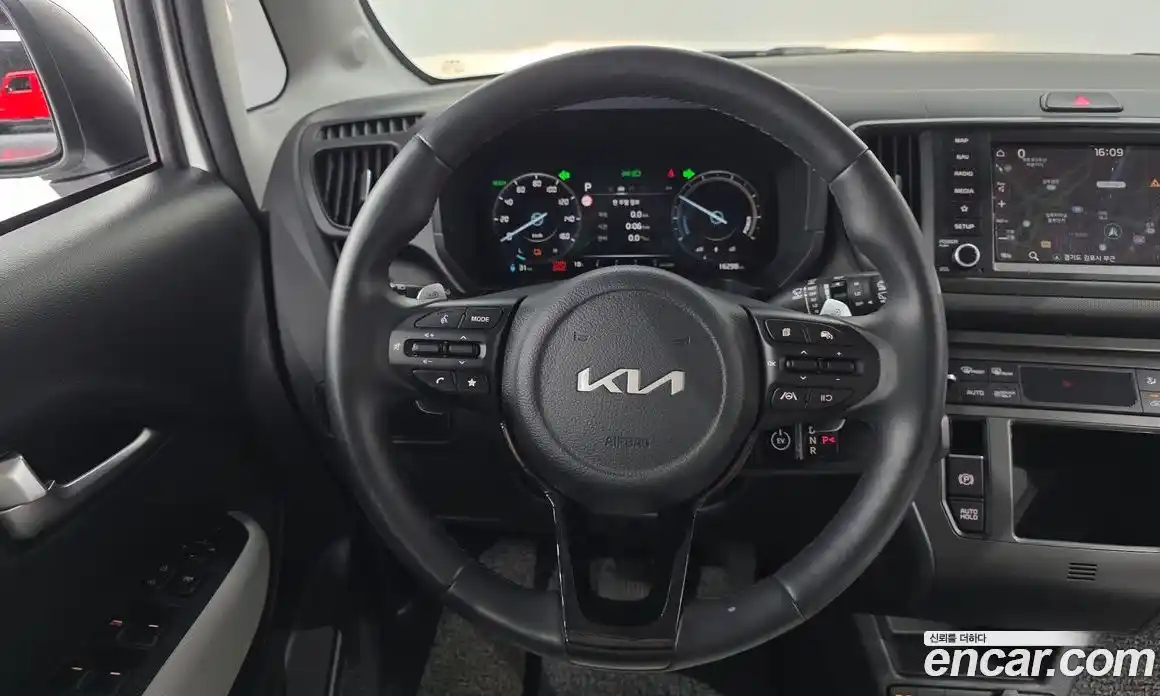 Kia Ray 2023 0.1 Автомат в Москве № 816062, фото 13