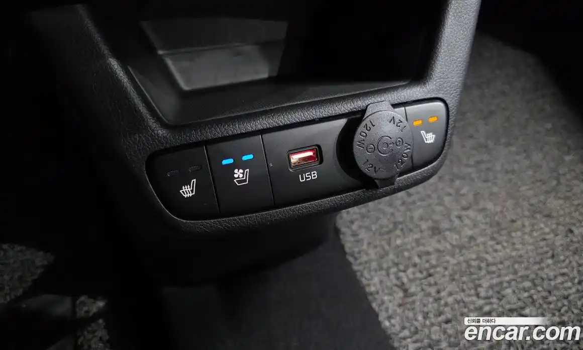 Kia Ray 2023 0.1 Автомат в Москве № 816062, фото 16