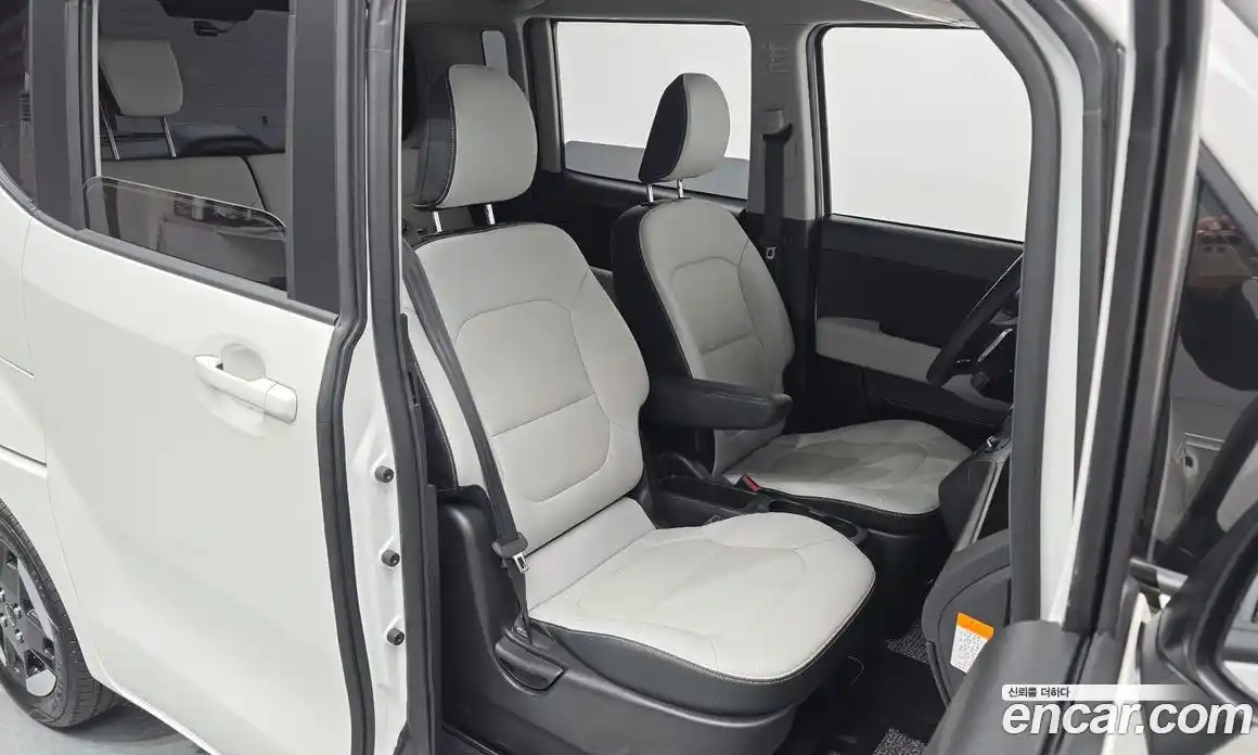 Kia Ray 2023 0.1 Автомат в Москве № 816062, фото 10