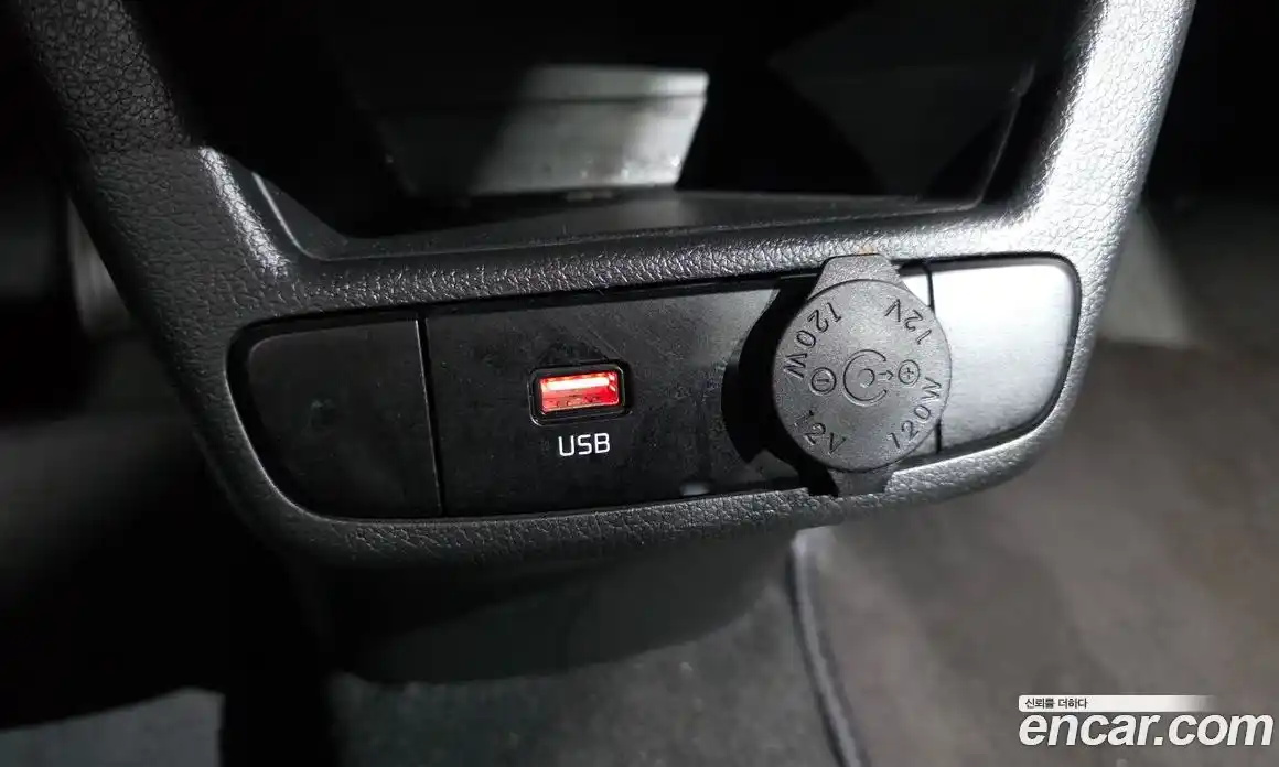 Kia Ray 2024 1.0 Автомат в Москве № 816098, фото 15