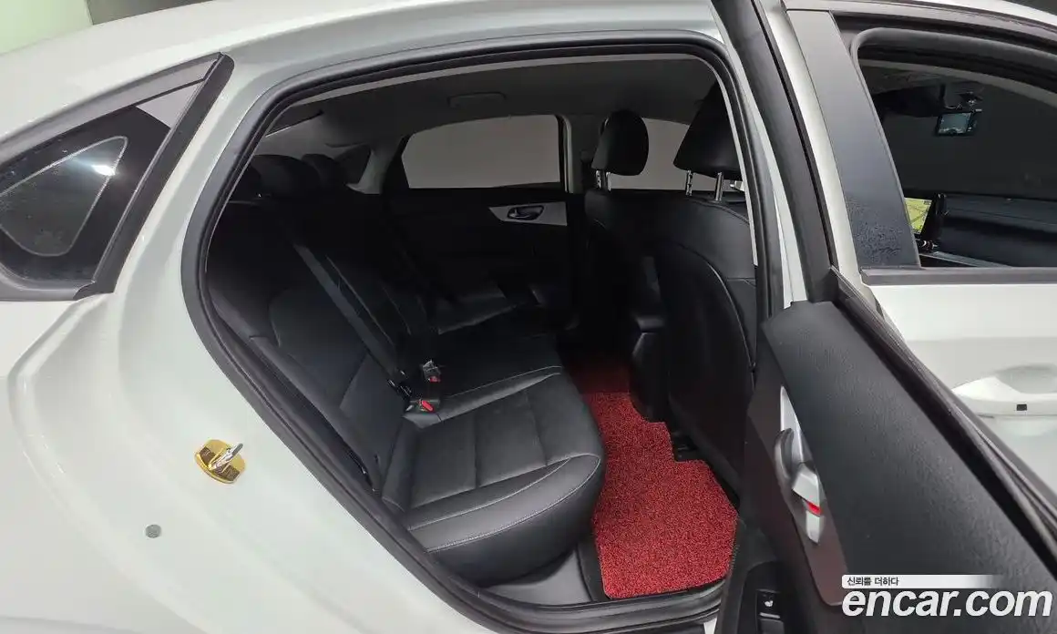 Kia K3 2021 1.6 Автомат в Москве № 816179, фото 19