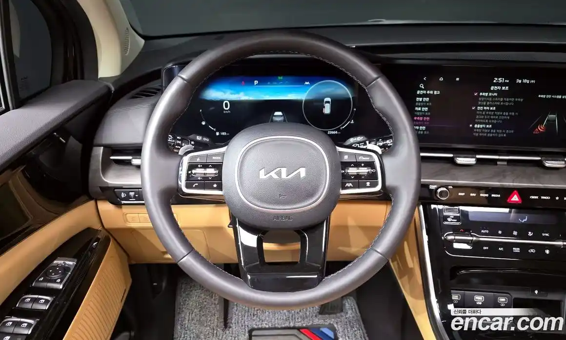 Kia Canival 2023 3.5 Автомат в Москве № 816196, фото 13