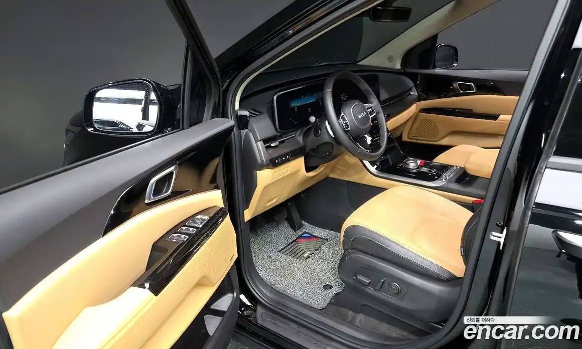 Kia Canival 2023 3.5 Автомат в Москве № 816196, фото 10