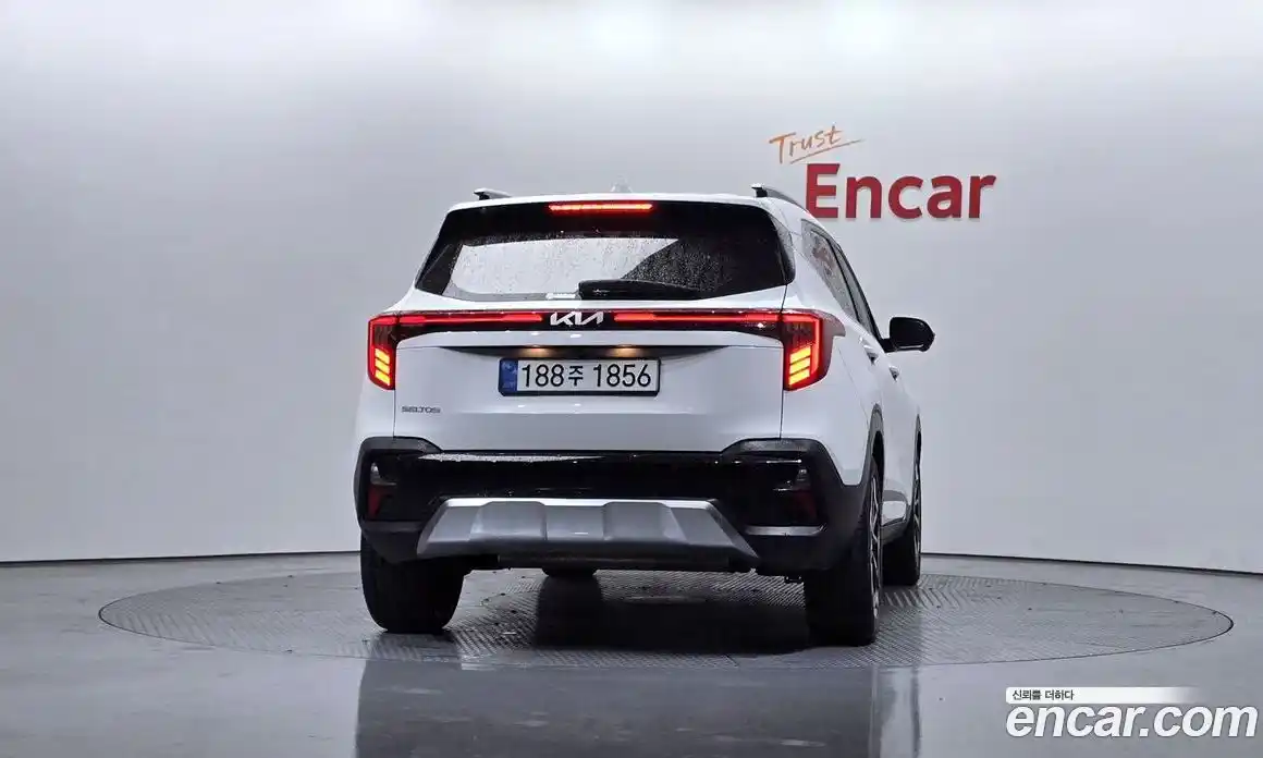 Kia Seltos 2025 1.6 Автомат в Москве № 816207, фото 4