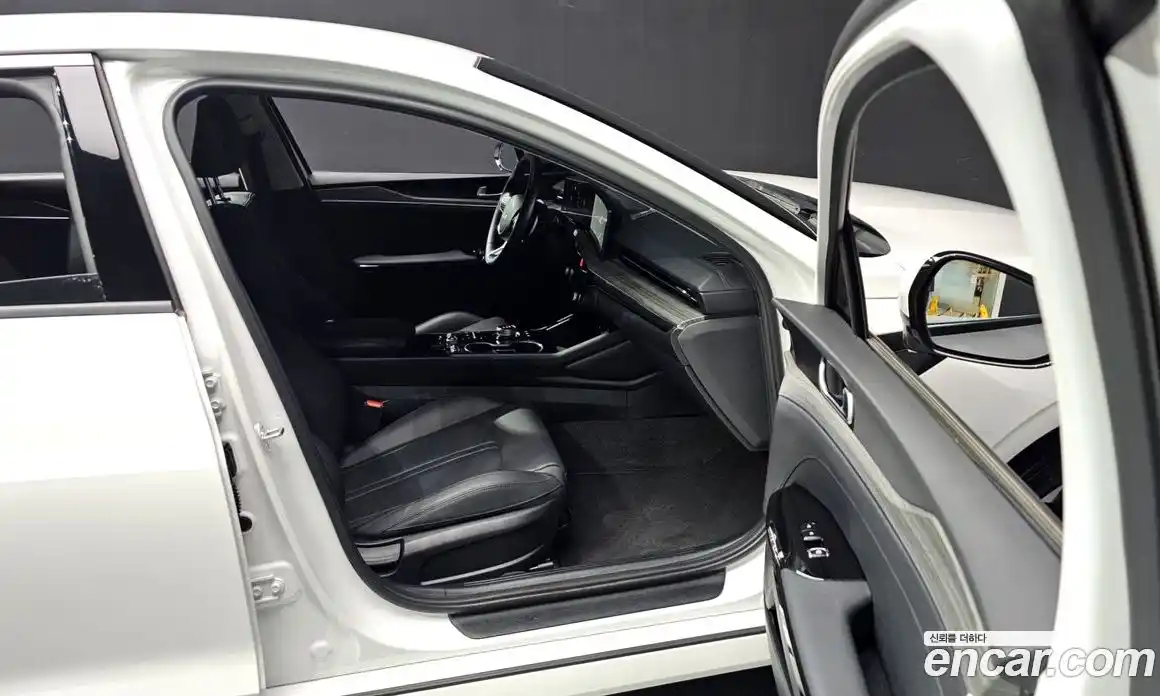 Kia K5 2024 2.0 Автомат в Москве № 816322, фото 11