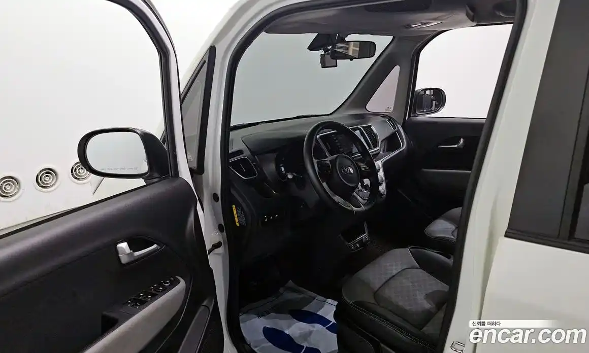 Kia Ray 2020 1.0 Автомат в Москве № 816398, фото 10