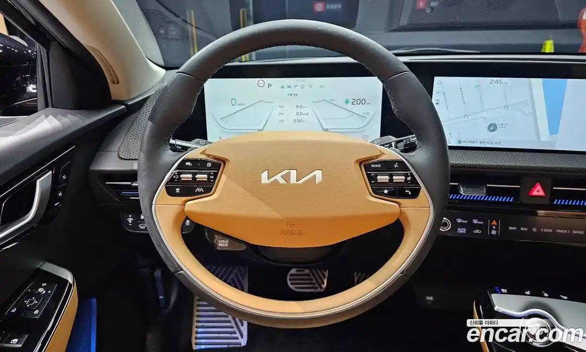 Kia EV6 2023 0.1 Автомат в Москве № 816676, фото 13