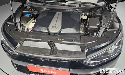 Kia EV6 2023 0.1 Автомат в Москве № 816676, миниатюра 6