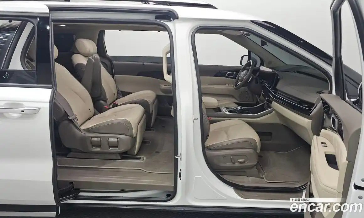 Kia Canival 2024 1.6 Автомат в Москве № 817117, фото 11