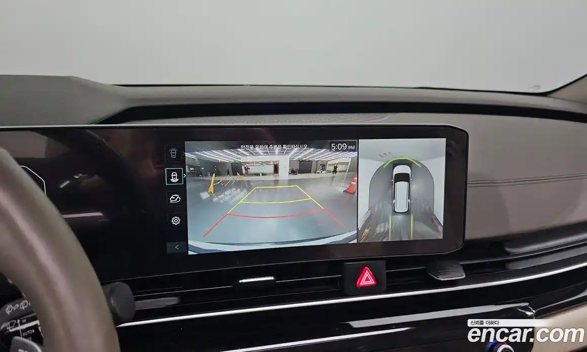 Kia Canival 2024 1.6 Автомат в Москве № 817117, фото 15