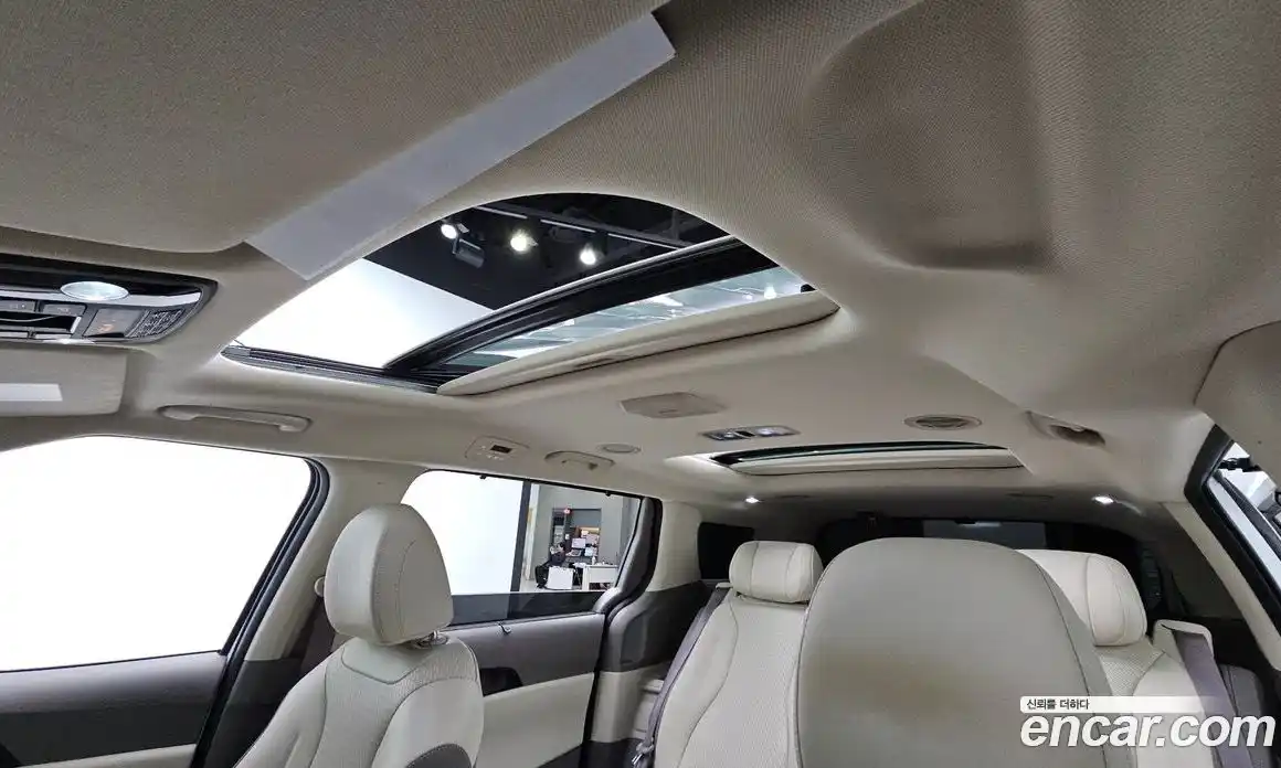 Kia Canival 2024 1.6 Автомат в Москве № 817117, фото 19