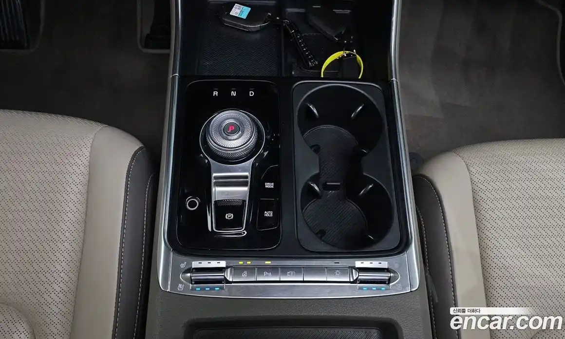 Kia Canival 2024 1.6 Автомат в Москве № 817117, фото 9