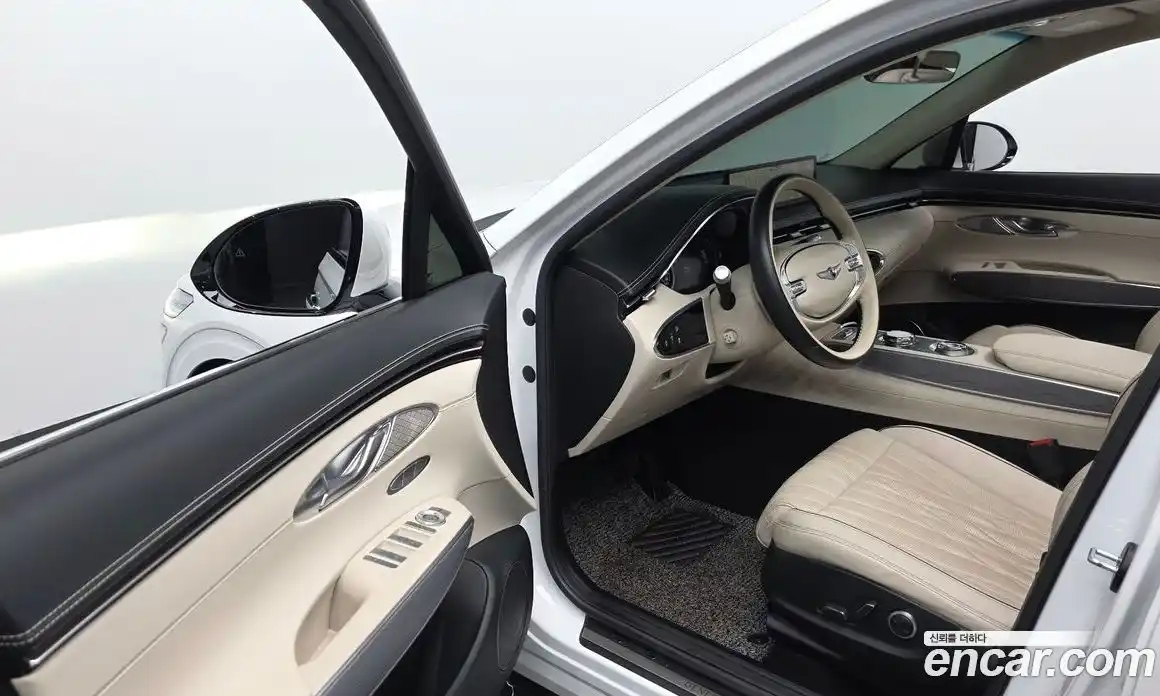 Genesis GV70 2021 2.5 Автомат в Москве № 817255, фото 11