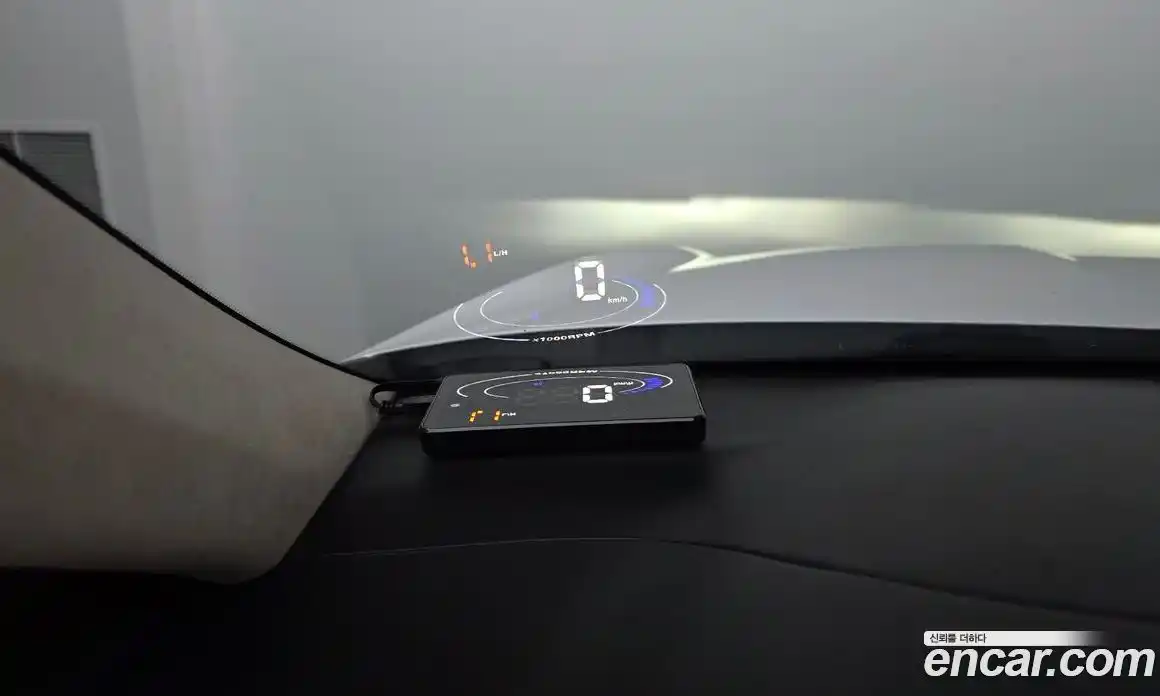 Genesis GV70 2021 2.5 Автомат в Москве № 817255, фото 13