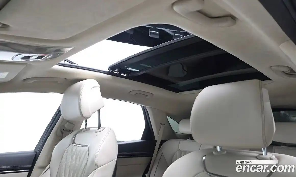 Genesis GV70 2021 2.5 Автомат в Москве № 817255, фото 17