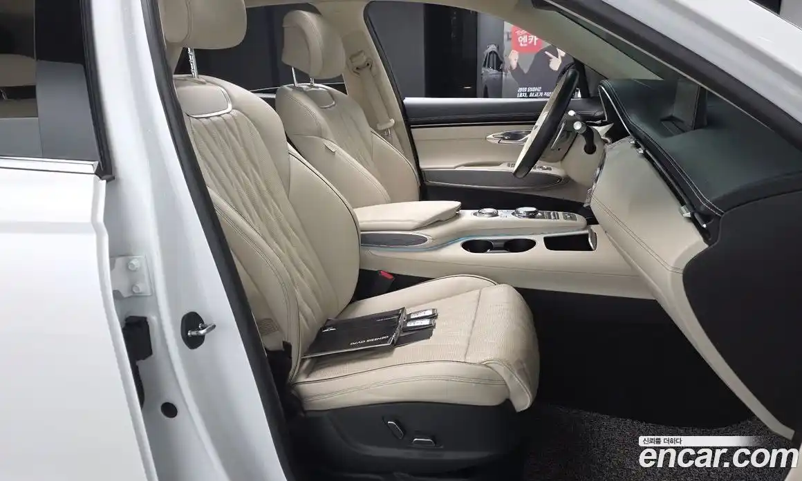 Genesis GV70 2021 2.5 Автомат в Москве № 817255, фото 9