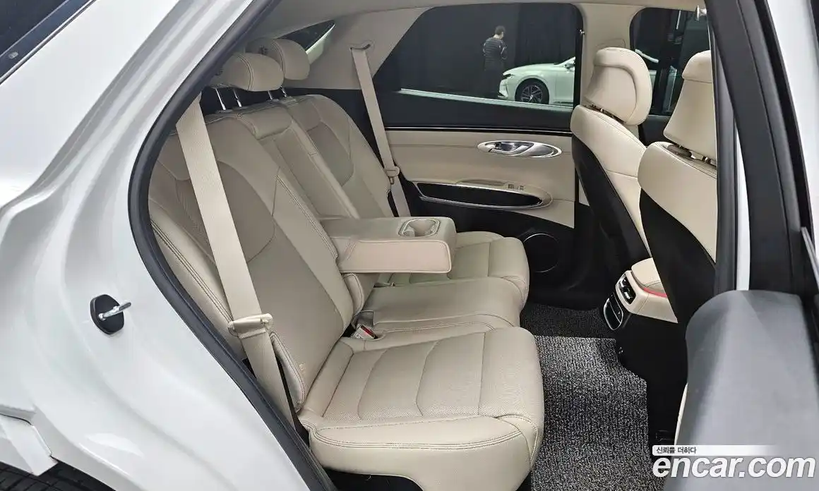 Genesis GV70 2023 2.5 Автомат в Москве № 817300, фото 12