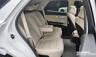 Genesis GV70 2023 2.5 Автомат в Москве № 817300, миниатюра 12