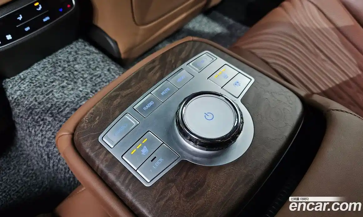 Genesis G80 2023 2.5 Автомат в Москве № 817347, фото 19