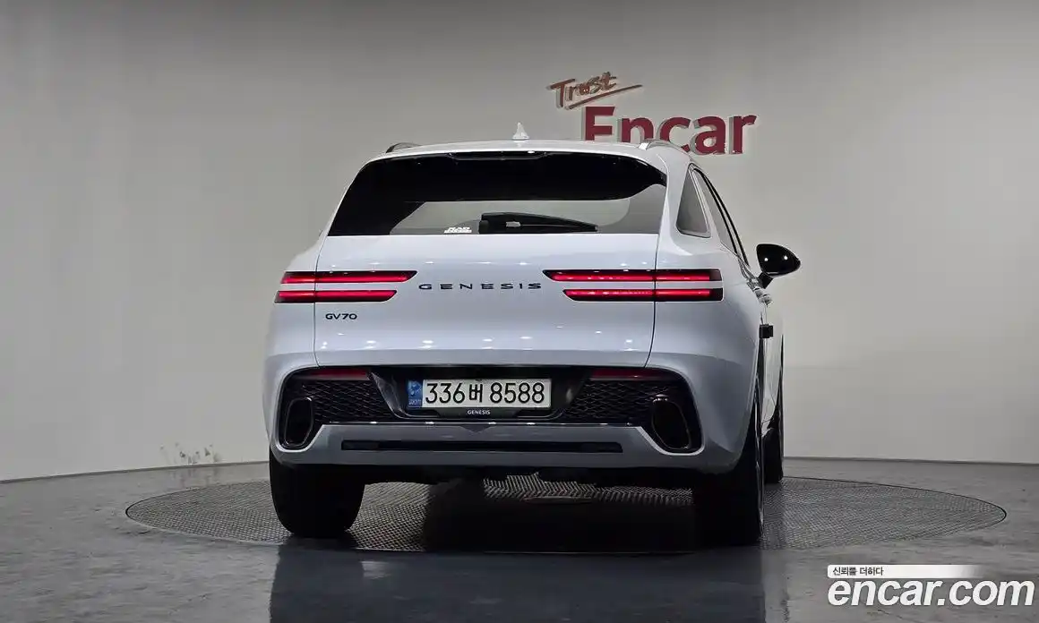 Genesis GV70 2021 2.5 Автомат в Москве № 817411, фото 3