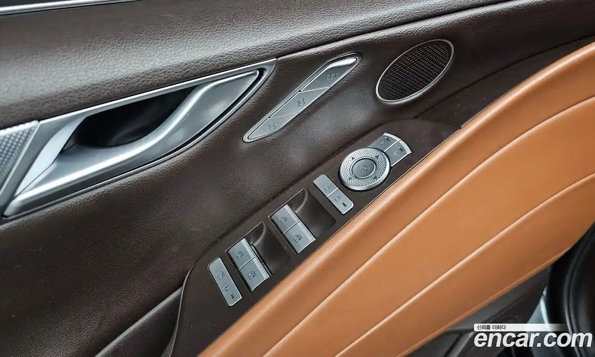 Genesis G80 2020 2.5 Автомат в Москве № 817518, фото 16