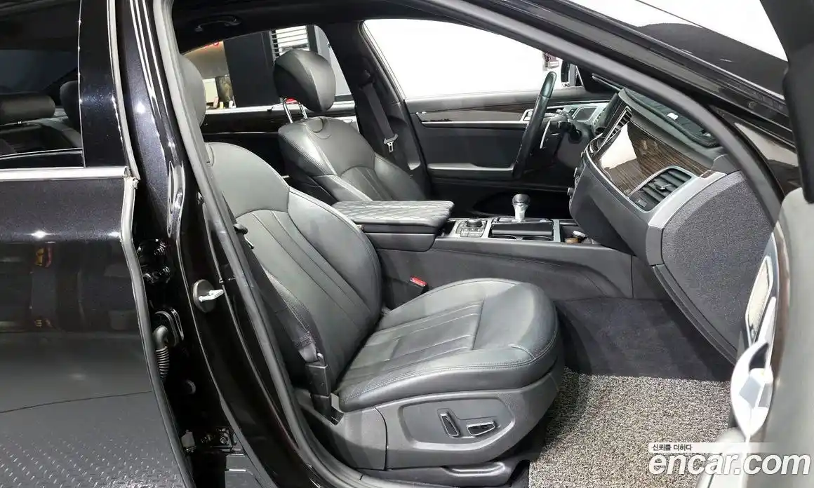 Genesis G80 2018 3.3 Автомат в Москве № 817604, фото 11