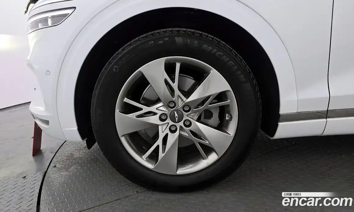 Genesis GV70 2021 2.5 Автомат в Москве № 817665, фото 5