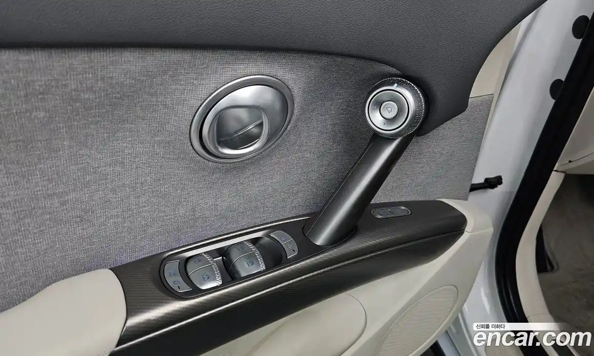 Genesis GV60 2022 0.1 Автомат в Москве № 817723, фото 18