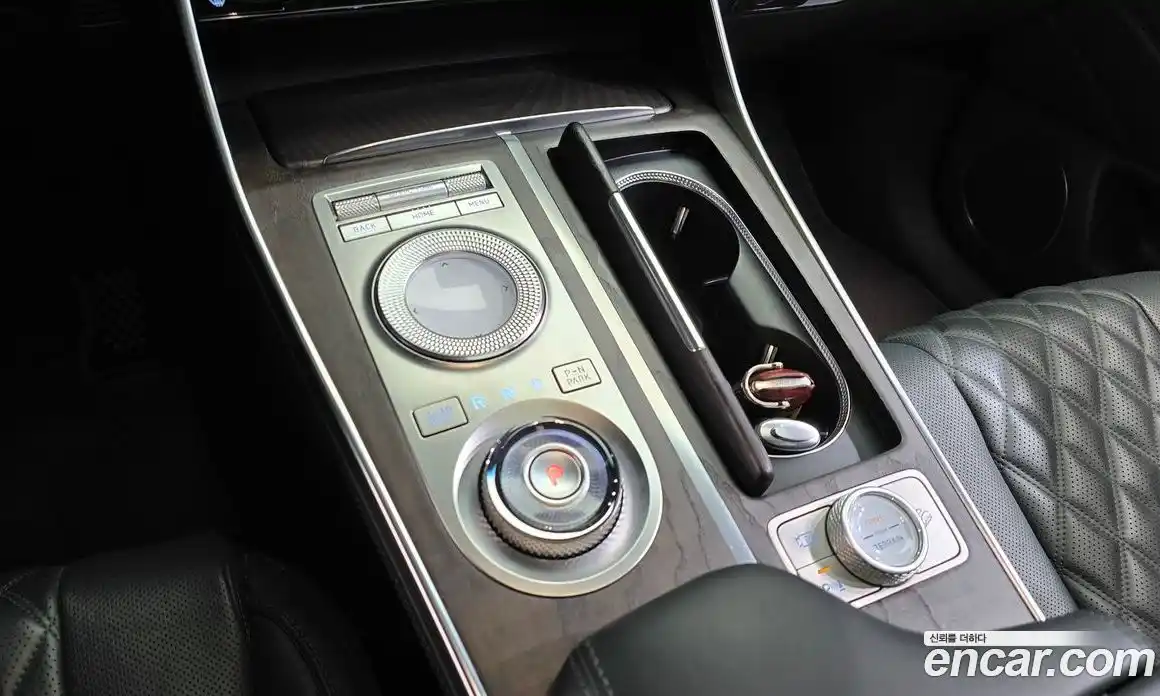 Genesis GV80 2022 2.5 Классический в Москве № 817737, фото 9