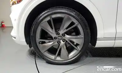 Genesis GV70 2021 2.2 Автомат в Москве № 817738, миниатюра 5