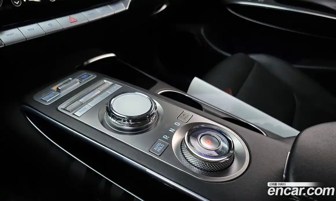 Genesis GV70 2021 2.2 Автомат в Москве № 817738, фото 9