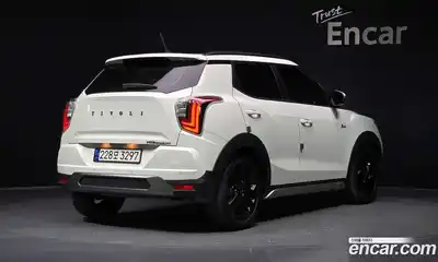 SsangYong TIBOLI 2023 1.5 Автомат в Москве № 817987, миниатюра 2