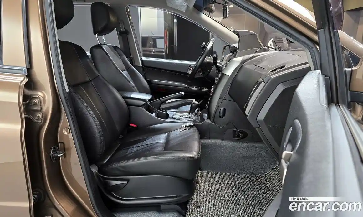 SsangYong Korando 2016 2.0 Автомат в Москве № 818420, фото 10