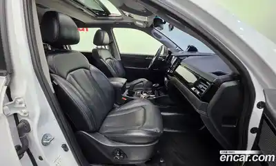 SsangYong Rexton 2018 2.2 Автомат в Москве № 818654, миниатюра 10